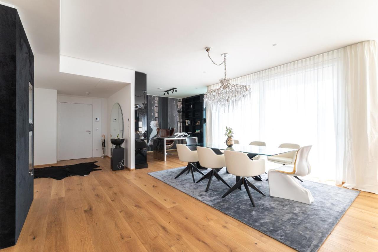 Exclusive 2Br Skyline Penthouse By Hm Apartment Vienna Exterior photo
