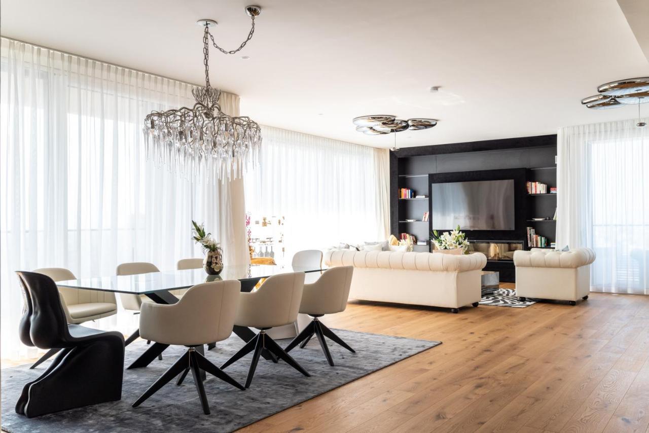 Exclusive 2Br Skyline Penthouse By Hm Apartment Vienna Exterior photo